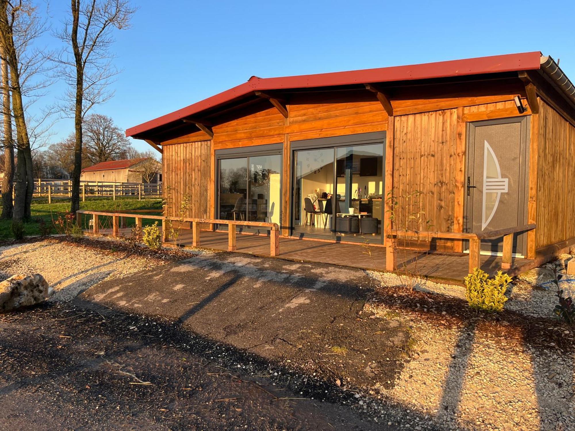 Petit Chalet Au Coeur De La Foret Proche Disney La Houssaye-en-Brie Exterior photo